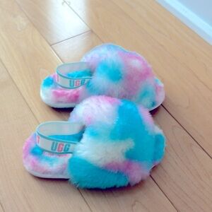 Kids Ugg fluff yeah slides